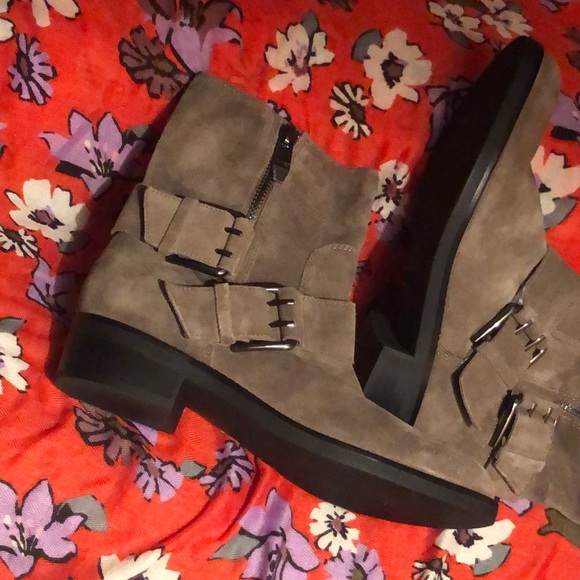 🎉🥳 #HP🥳🎉 Marc Fisher Ankle Boots - Picture 2 of 7